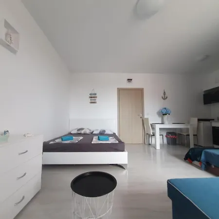 Sunny Day 6 Appartement *