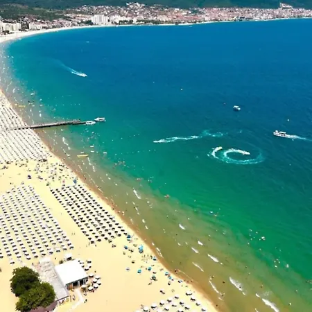 Sunny Day 6 Apartament